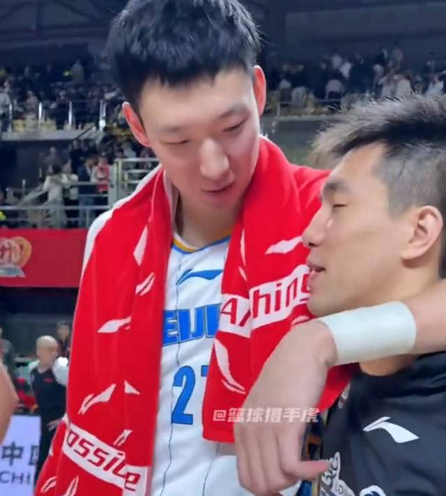 他篮下命中